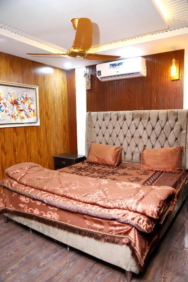 Adara Suites Lahore Eksteriør billede